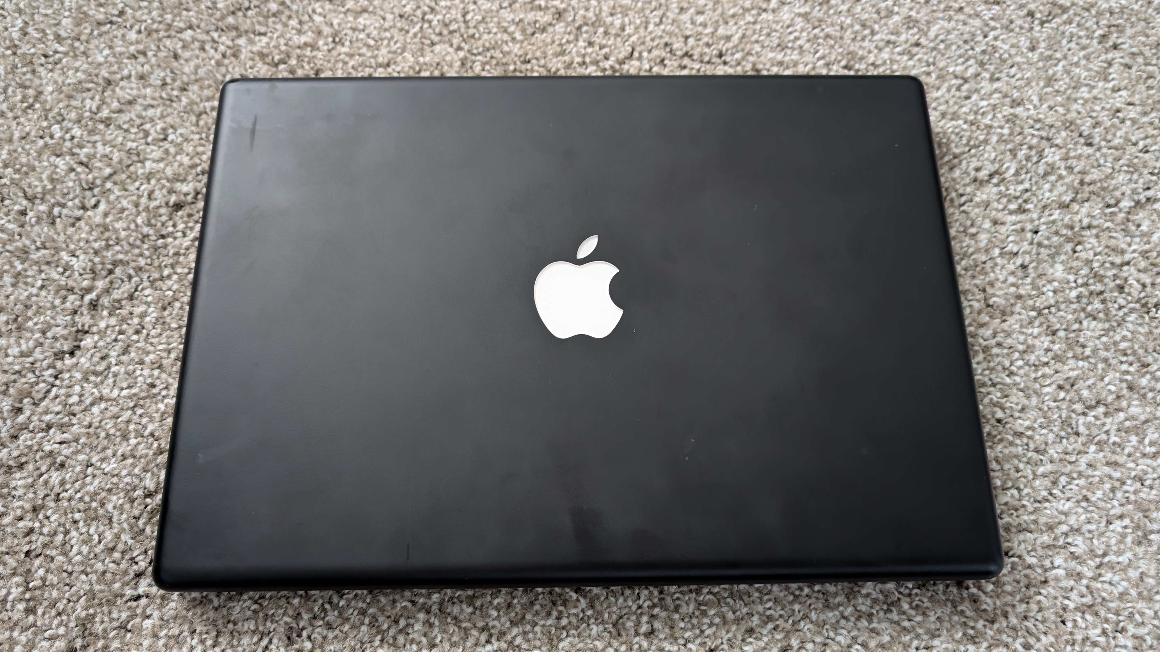 The Black Core 2 Duo MacBook is Still Perfectly Usable – Sudo Science