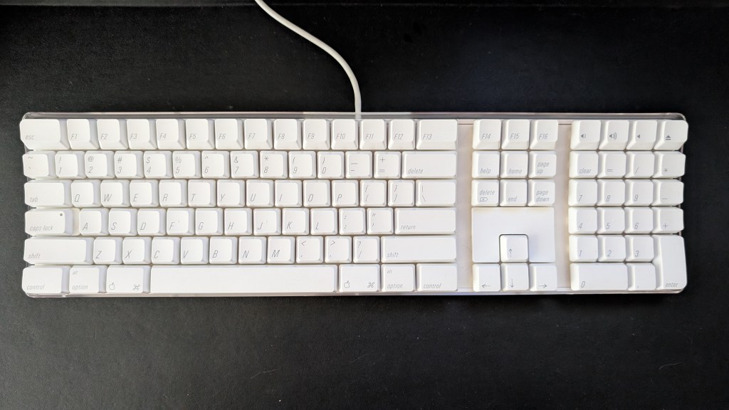 A Brief Tribute to the Apple A1048 Keyboard
